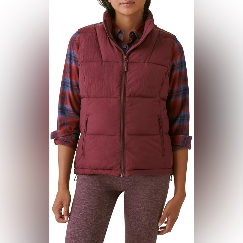 BASS OUTDOOR Women’s Puffer Vest – Quilted Gilet with Front Zipper